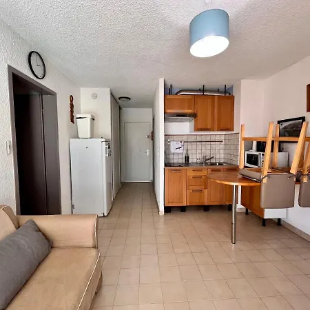 Familial Avec Parking Et Balcon En Centre-ville De Calvi